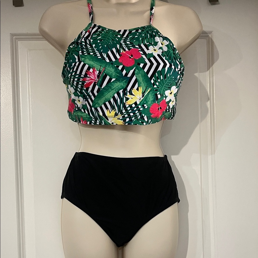 Tropical Print High-Neck Bikini Set